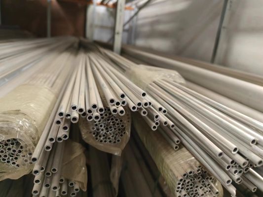Helder Geanodiseerd 6063 Uitgedreven het Aluminiumprofielen van de Aluminiumpijp Buis